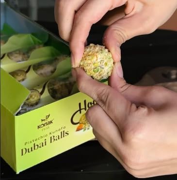 Dubai Chocolate Pistachio balls - 8.8 oz