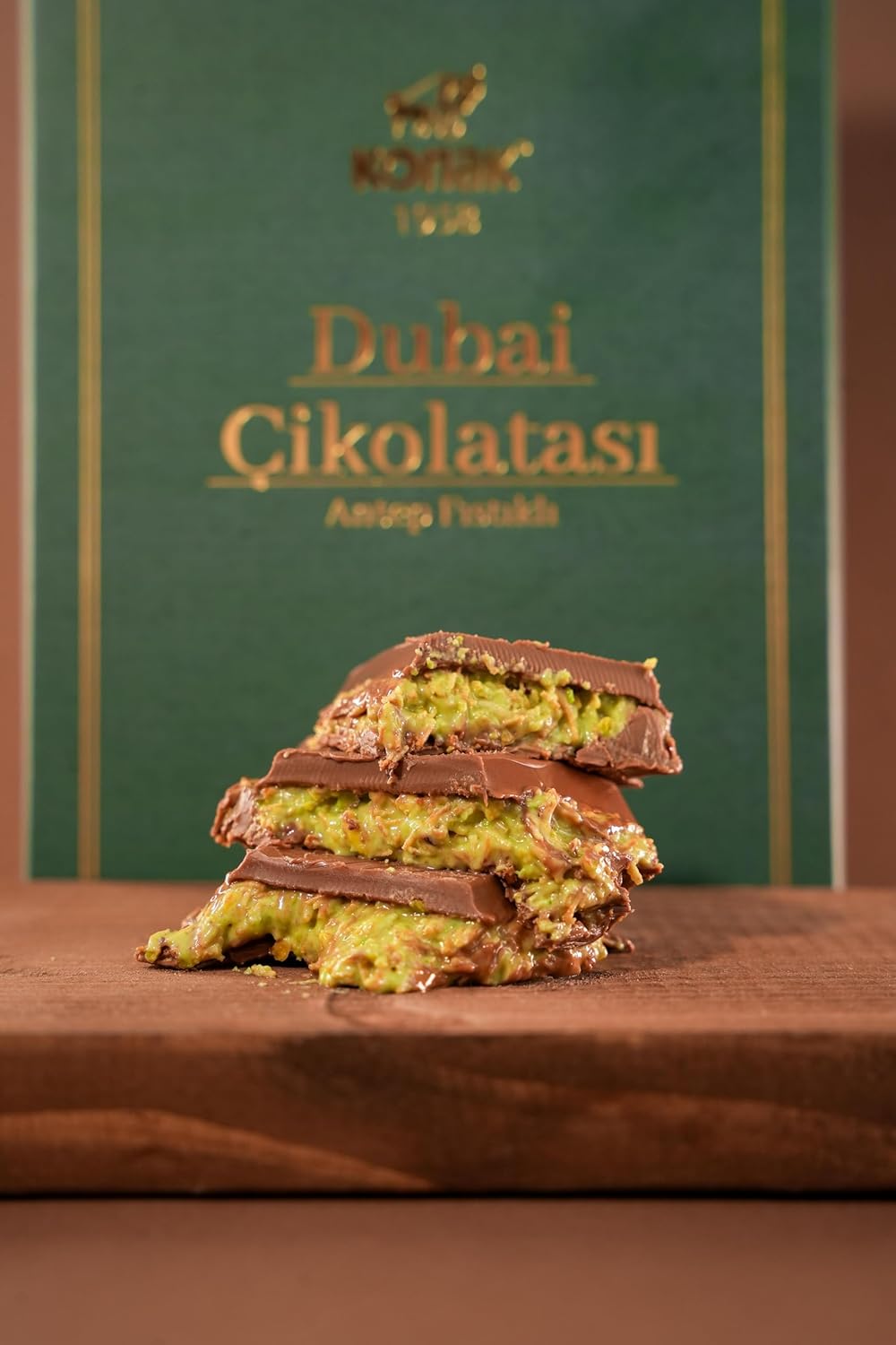 Dubai Chocolate With Kunafa Pistachio 7oz