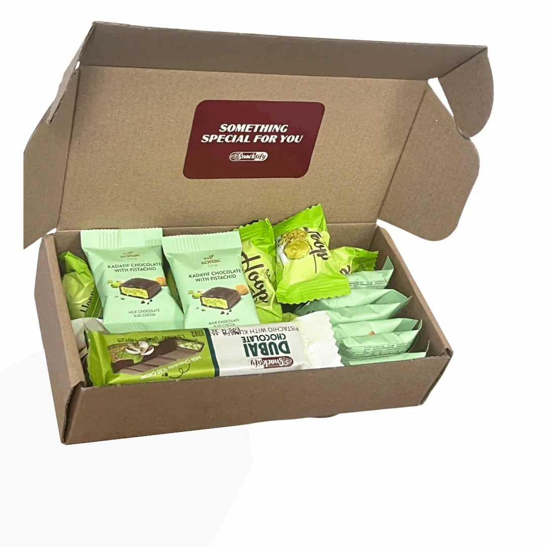 50 count | Mini Dubai chocolate & candy - 15 mini Dubai bar 27 g and 16 Dubai candy 13 g - 19 Dubai pistachio ball - amazing Gift Box 50 count | Mini Dubai chocolate & candy - 15 mini Dubai bar 27 g and 16 Dubai candy 13 g - 19 Dubai pistachio ball - amazing Gift Box